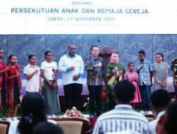 Pj Gubernur Papua Dorong Anak dan Remaja Gereja Jadi Generasi Taat, Kreatif, dan Berkarakter