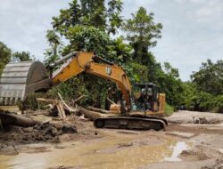 Masyarakat – DPR PT & Perusahaan Sawit Tangani Banjir Sima