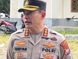 Demo Mahasiswa di Mamuju Berujung Ricuh, Polisi Terluka