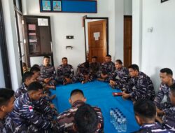 Solidaritas dari Timur, Lanal Nabire Doakan Korban Longsor Cisarua dan Marinir Yonif 9