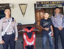 KBO Lantas Polres Nabire Serahkan Motor Hasil Operasi Keselamatan Noken 2026 kepada Pemilik